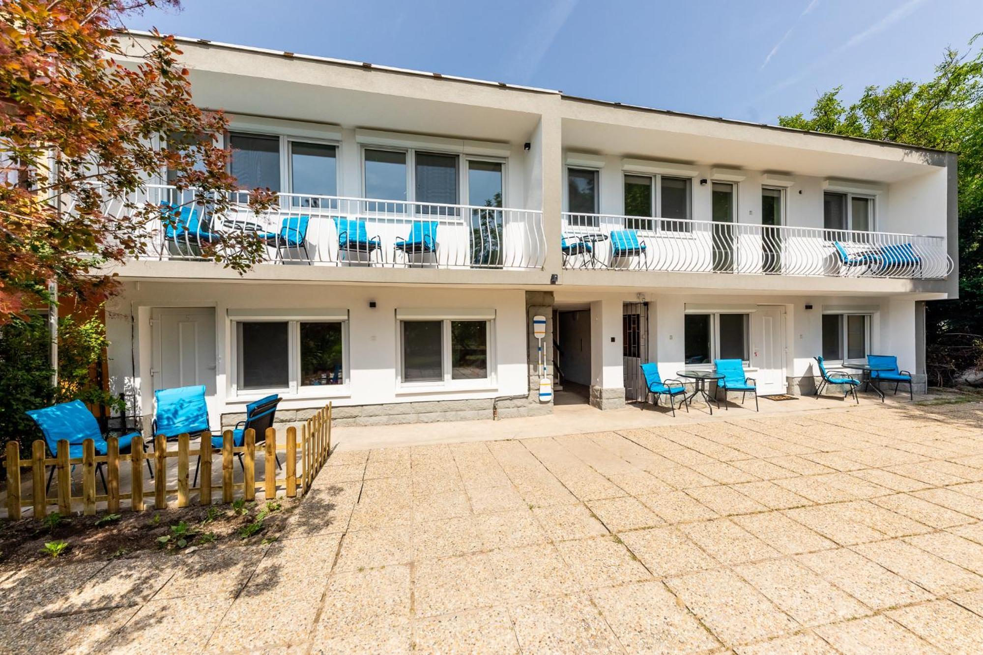Balaton Wave Apartments Balatonalmadi Exterior photo